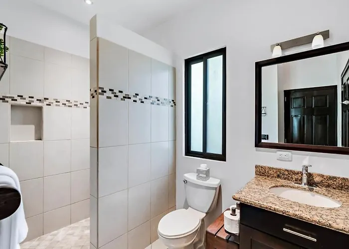 Stylish With Chic Decor, Luxury Amenities & Tropical Outdoor Oasis With Sparkling Private Pool * Brasilito