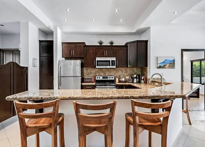 Stylish With Chic Decor, Luxury Amenities & Tropical Outdoor Oasis With Sparkling Private Pool * Brasilito